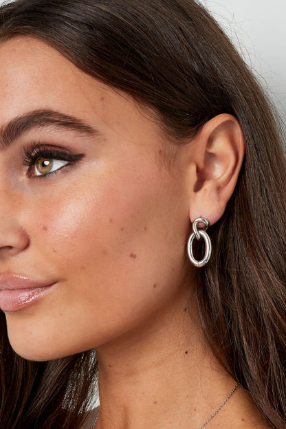 Link Oval Earrings – Silver