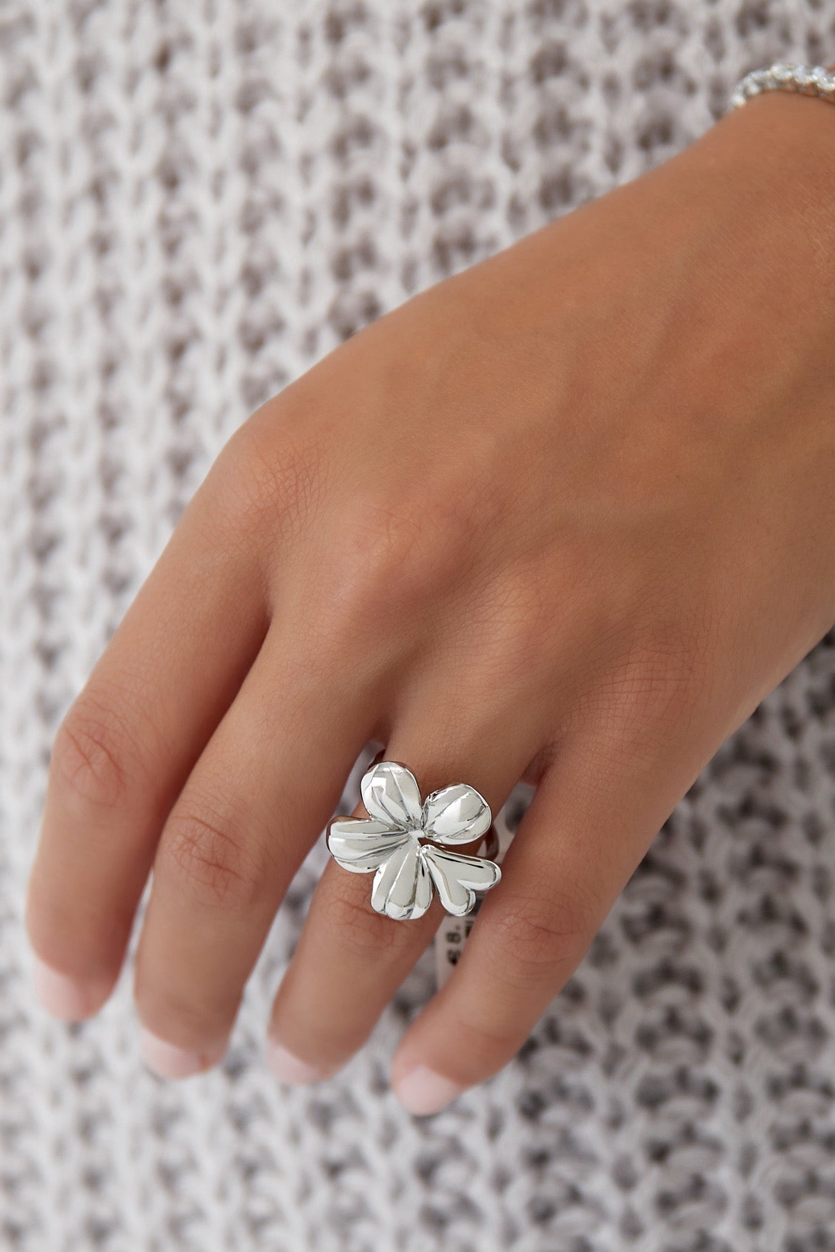 Petal Pop Ring