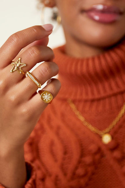 Nova Signet Ring